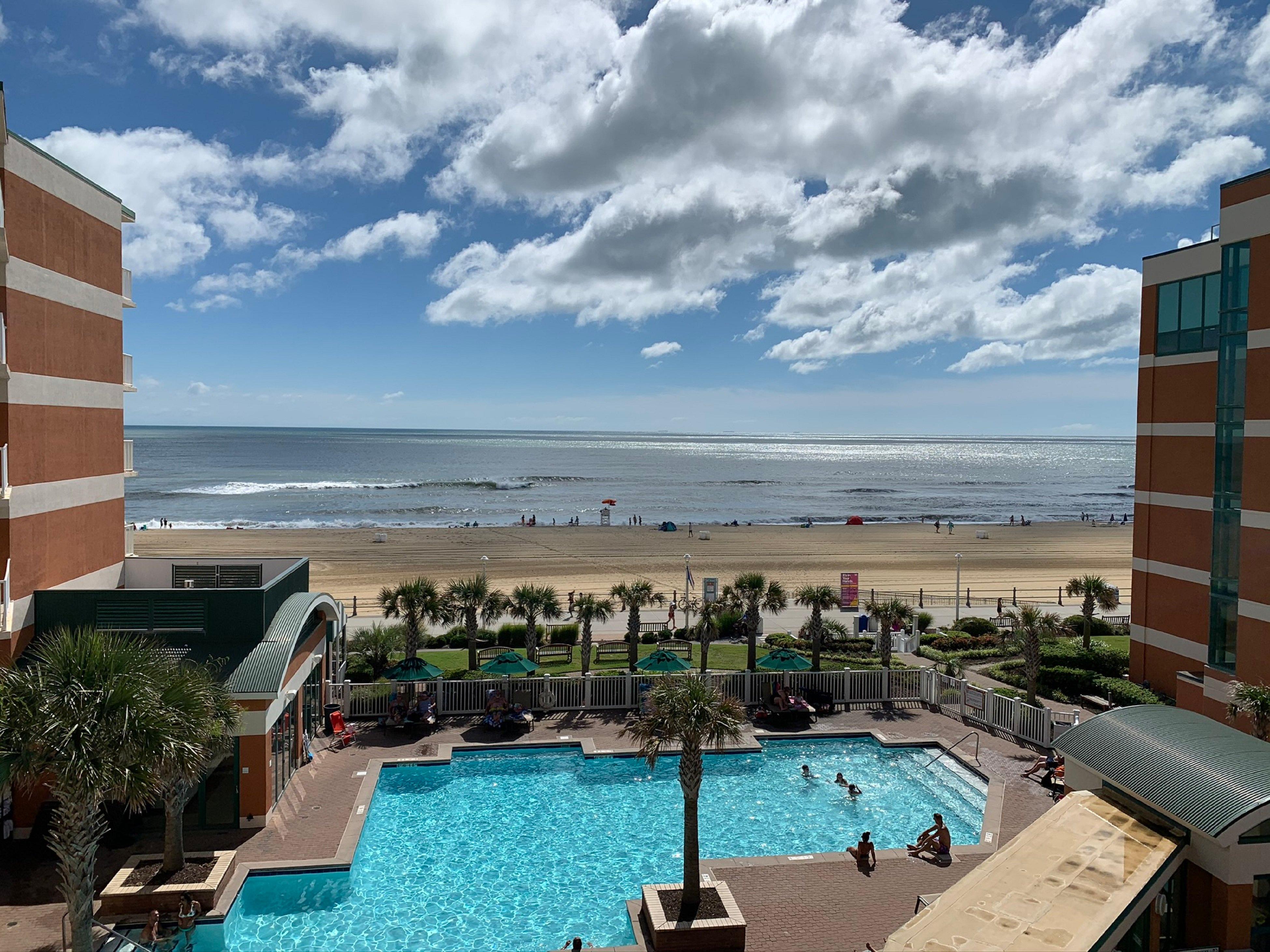 Resort Holiday & - North Beach By Ihg Virginia Beach